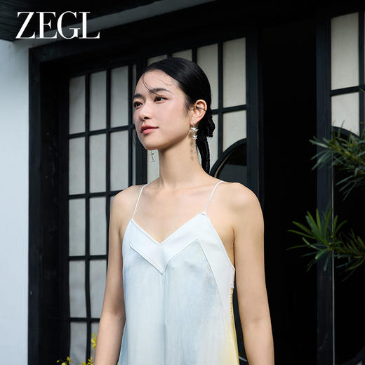 ZEGL设计师东方花影系列花朵耳环女轻奢高级感耳钉人造珍珠耳饰品 商品图4