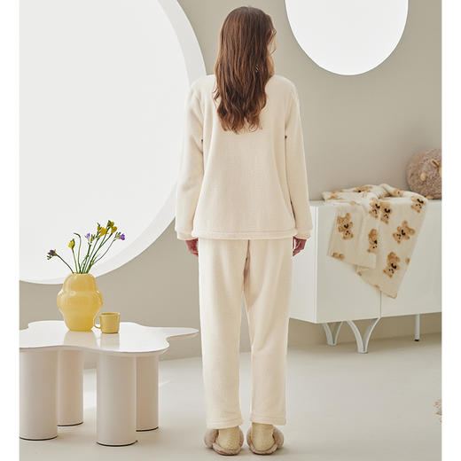 <有书独家>芬腾珊瑚绒女士睡衣秋冬加绒套装法兰绒加厚保暖加大码家居服冬季 商品图3