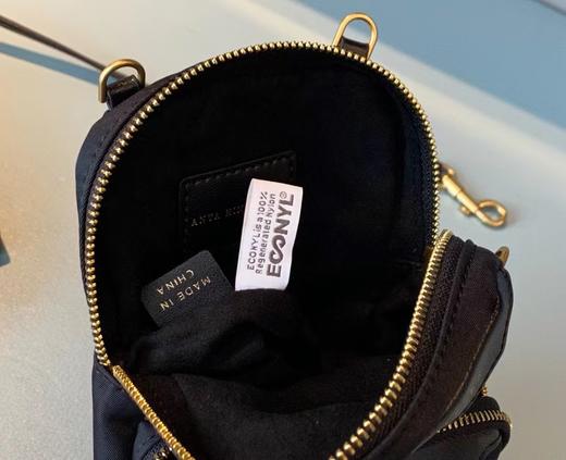 纯原Any* Hindmarc*新款尼龙斜挎手机包 商品图11