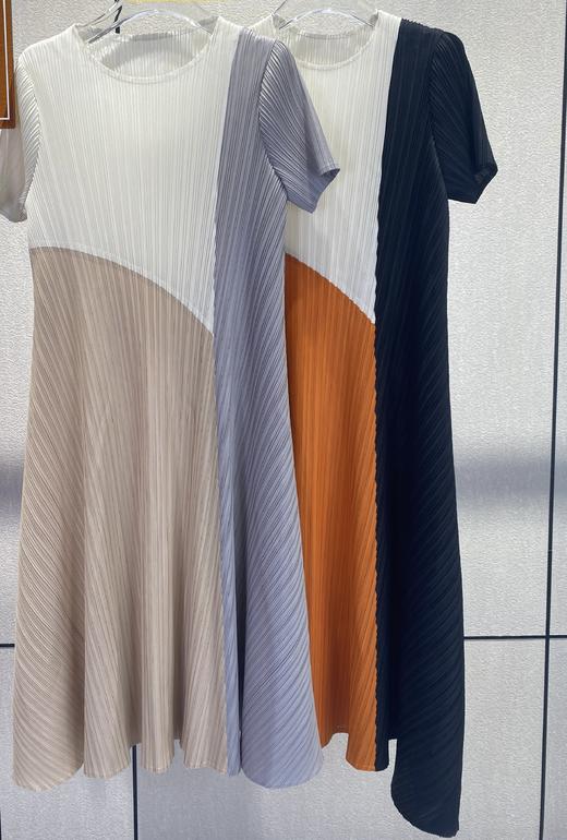 LZ3S30修身时尚，魔术褶衣连衣裙 商品图1