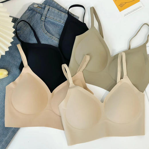 隐形无痕内衣女 小胸聚拢防下垂收副乳 无钢圈舒适背心式文胸罩薄款无尺码 商品图7