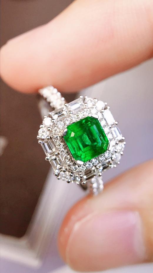 0.78ct 祖母绿戒指 商品图1