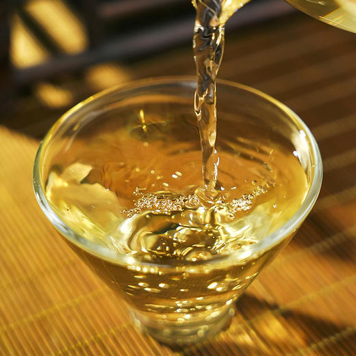 内部老客专享【白毫银针】2024年临沧冰岛古树云南白茶，茶中“香奈儿”，一口惊艳你！85g/罐，数量有限；每个id限购3份 商品图5