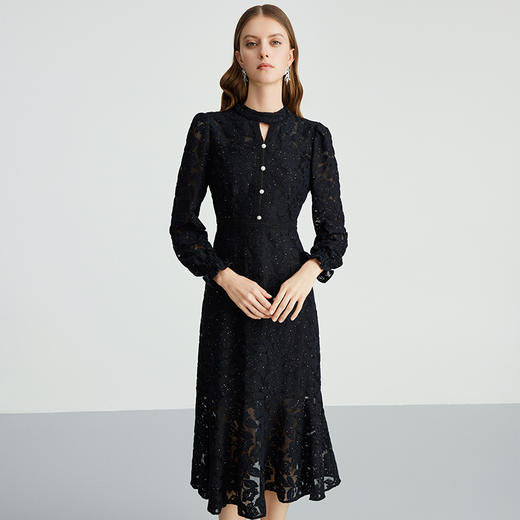 EITIE爱特爱气质修身显瘦钩花蕾丝连衣裙秋季新款C2407424 商品图3