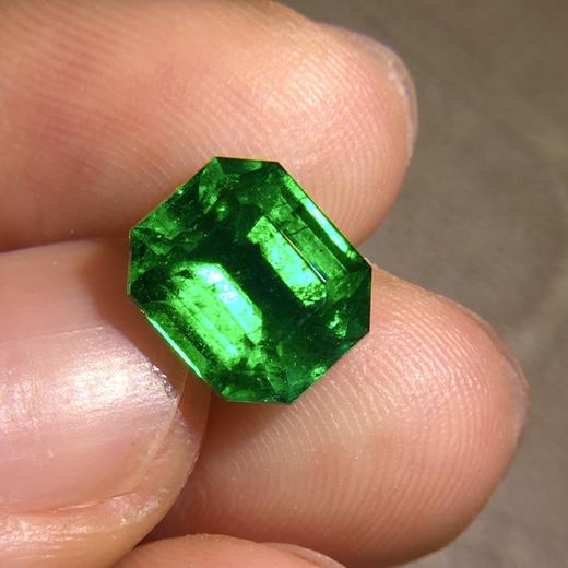 3.28ct 祖母绿裸石 商品图6
