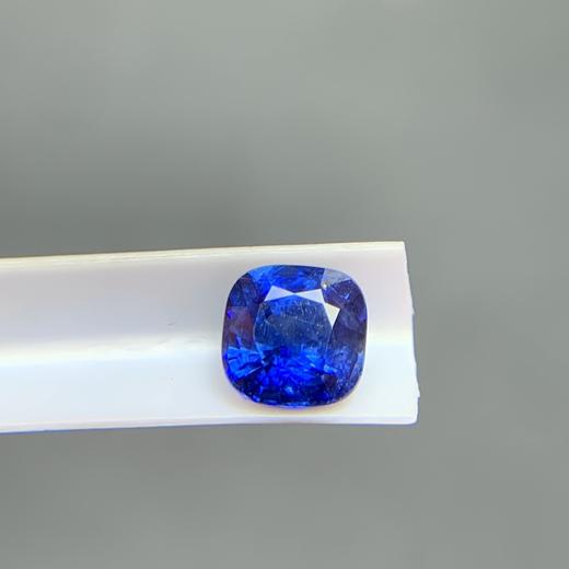 1.1ct 蓝宝石裸石 商品图1
