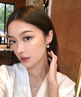 B格丽天然石扇形小裙子耳钉，刘亦菲同款