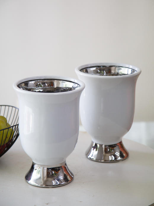 高脚电镀白花瓶（仅花瓶） 商品图0