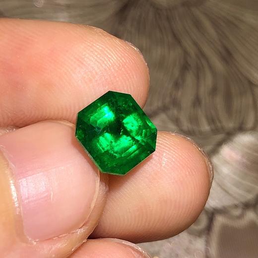 2.14ct 祖母绿裸石 商品图2
