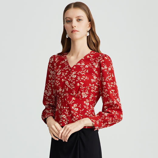 EITIE爱特爱V领复古红色印花显瘦上衣秋季新款C2409406 商品图2