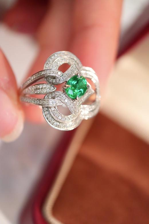 0.76ct 祖母绿戒指 商品图5