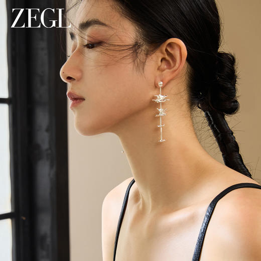 ZEGL设计师东方花影系列花朵耳环女轻奢高级感耳钉人造珍珠耳饰品 商品图1
