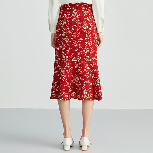 EITIE爱特爱秋季新款时尚高腰a字显瘦红色印花复古法式通勤半身裙C2406410 商品图4