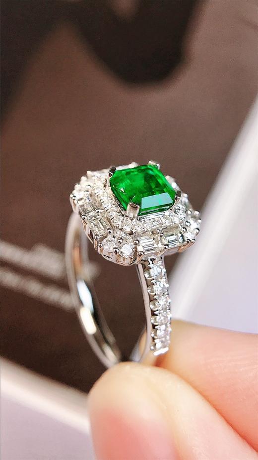 0.78ct 祖母绿戒指 商品图4