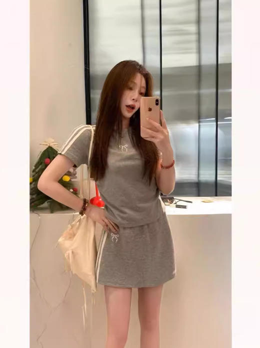 休闲运动套装女三条杠蝴蝶结短袖T恤夏季包臀半身短裙两件套_ym 商品图1