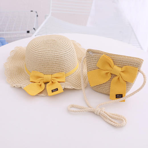 【轻松搭配各种服饰，必备夏日单品】小清新波浪边儿童草帽 夏天女孩出游 2-7岁女孩帽子 百搭沙滩帽遮阳帽帽子包包套装-QQ 商品图14