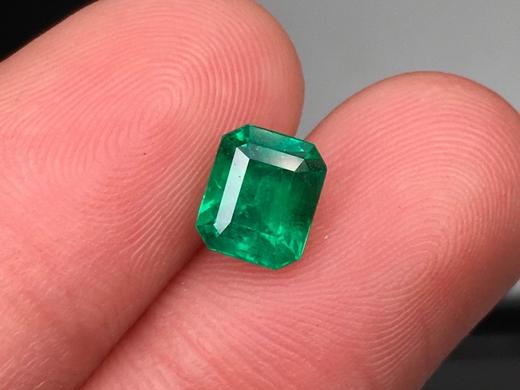1.18ct 祖母绿裸石 商品图2