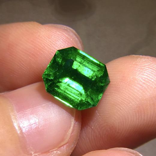 3.28ct 祖母绿裸石 商品图7