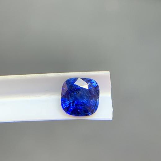 1.1ct 蓝宝石裸石 商品图3