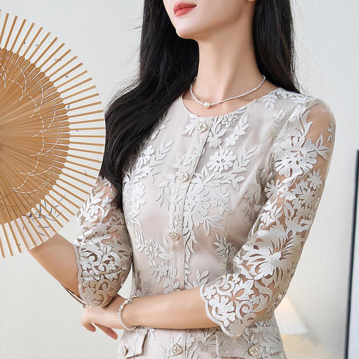 剩S/L/XL/XXL 米思阳2026春季新款气质轻奢蕾丝连衣裙修身设计感绣花包臀裙3126 商品图4