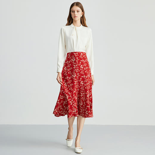 EITIE爱特爱秋季新款时尚高腰a字显瘦红色印花复古法式通勤半身裙C2406410 商品图1