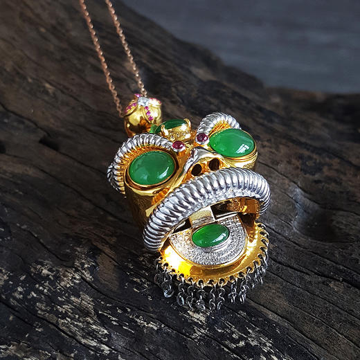 【天然正品】AU750收藏级白金镶钻镶天然糯冰种满绿蛋面翡翠醒狮造型吊坠项链010724XY17 商品图3