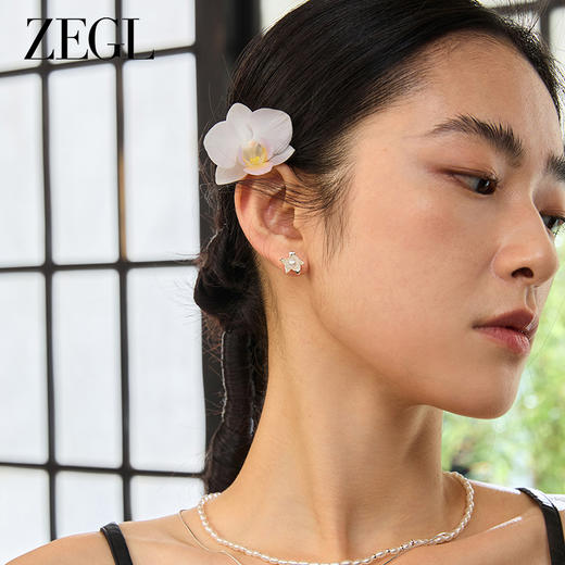 ZEGL设计师东方花影系列人造珍珠耳钉女轻奢高级感耳环大气耳饰品 商品图3