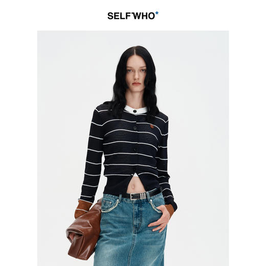 【笑脸衣橱】SELFWHO黑色镂空条纹针织衫长袖女秋季2024新款高级慵懒通勤收腰上衣 商品图2