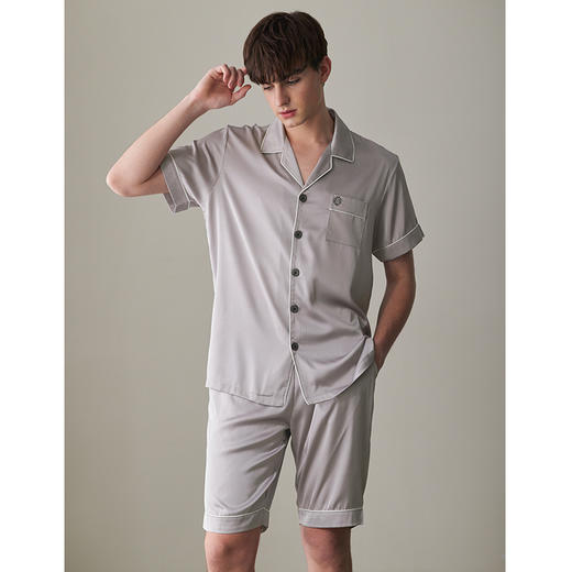 芬腾冰丝睡衣男夏季薄款男士短袖短裤男款爸爸仿真丝绸家居服套装 商品图3