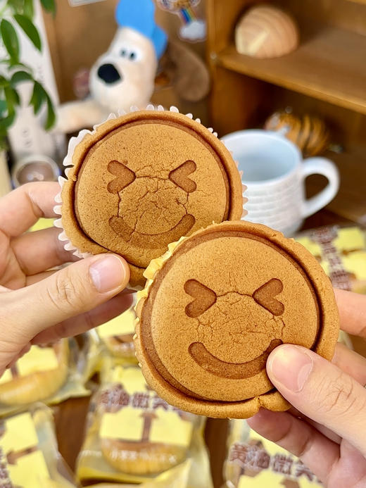 【小叉叉黄油微笑蛋糕】绵软口感 2箱💰39.8元❗❗ ✅新西兰原装进口的安佳黄油 ✅澳洲进口生牛乳 ✅中粮集团小麦粉  商品图5