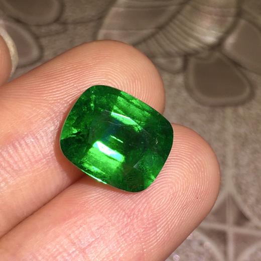 5.04ct 祖母绿裸石 商品图6
