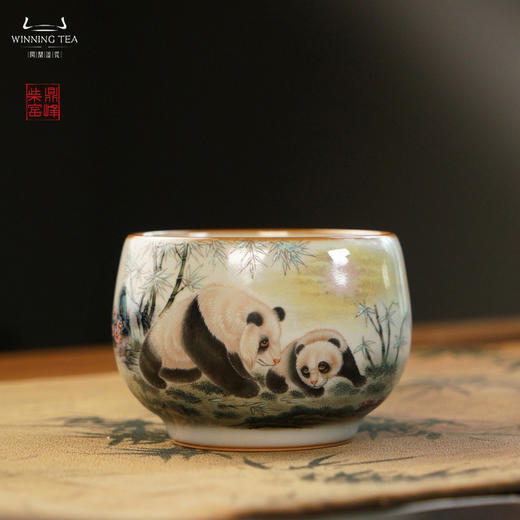 问鼎汝瓷鼎峰柴窑天青容华杯（绘画描金熊猫）（缺货） 商品图0