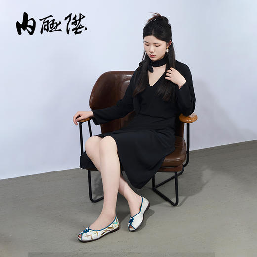 内联升女鞋手工单鞋皮底如懿传百合蝶恋（意欢）凉鞋RY7236 商品图1