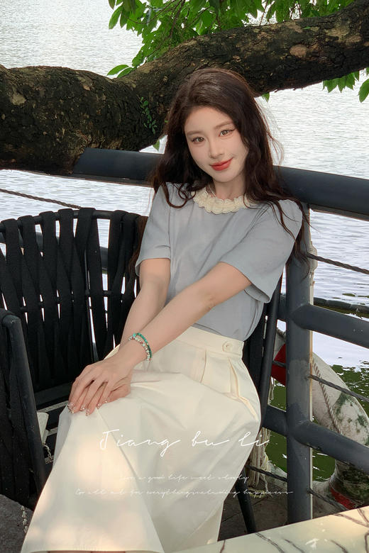 鹿向南「清新蓝语」圆领正肩休闲T恤2025夏季新款通勤短袖上衣女 商品图3