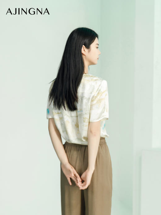 【商场同款】阿菁娜2024夏季新款新中式水墨画宽松小衫A30X202035 商品图4