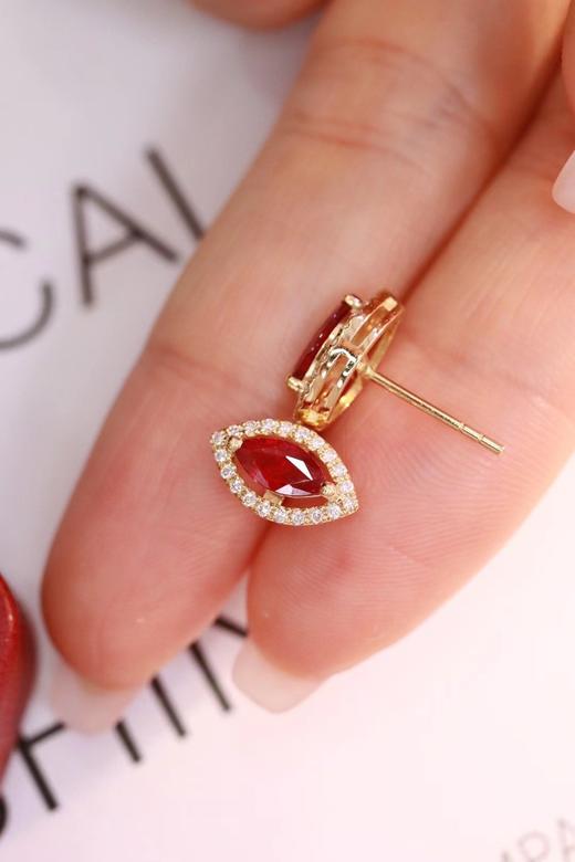 0.83ct 红宝石耳钉 商品图5