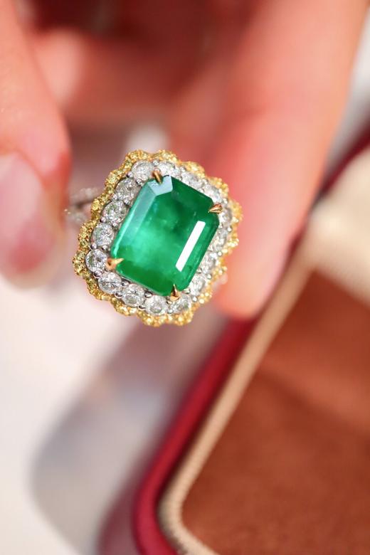 2.94ct 祖母绿戒指 商品图2