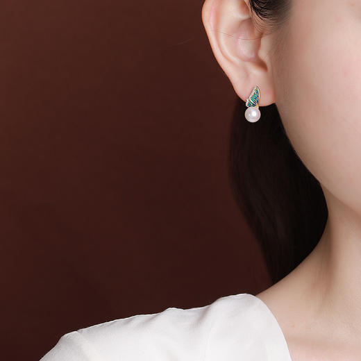 【蝶蝶清歌】S925银镀金珍珠蝴蝶珐琅耳钉【CW-ED03285】 商品图3