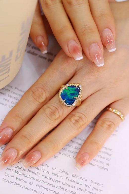 4.6ct 欧泊戒指 商品图2