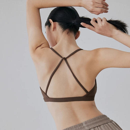 跃牌【化蝶双飞】系列 新款紧身瑜伽文胸女吊带美背运动内衣TM0155 商品图2