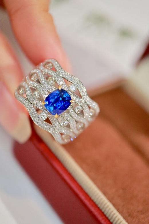 1.19ct 蓝宝石戒指 商品图3