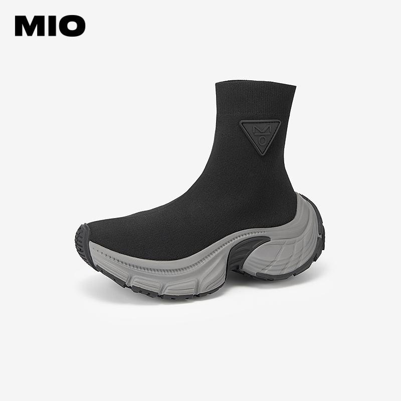 MIO米奥冬季酷感圆头中筒靴潮流厚底运动靴酷飒袜靴弹力靴M245662528