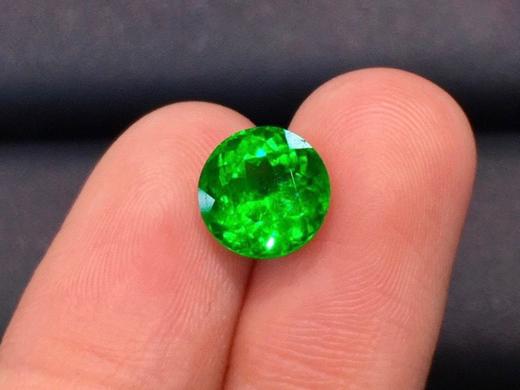 2.61ct 祖母绿裸石 商品图2