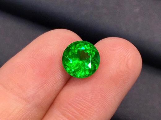 2.61ct 祖母绿裸石 商品图1