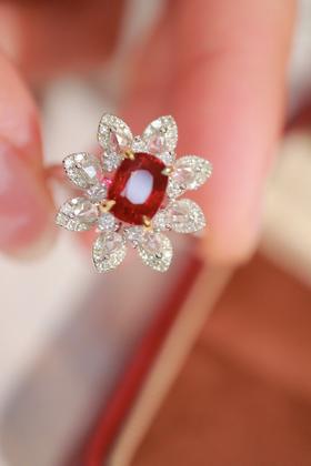 1.45ct 红宝石戒指