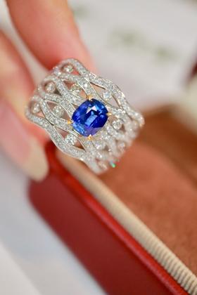 1.19ct 蓝宝石戒指