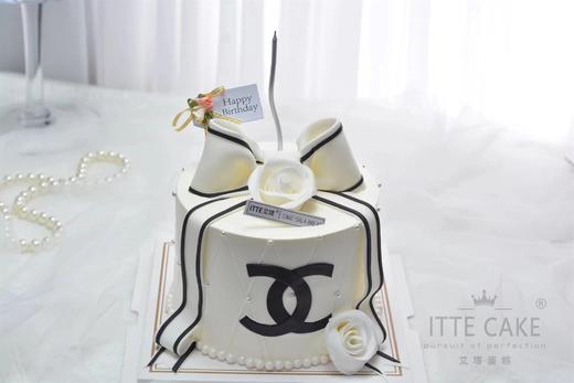 【轻时光礼】动物奶油、新鲜水果夹心，翻糖蝴蝶结、戚风蛋糕胚；定制纯手工~ 商品图1