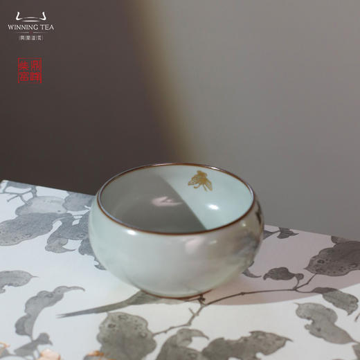 问鼎汝瓷鼎峰柴窑天青禅定杯（三羊开泰）（缺货） 商品图2