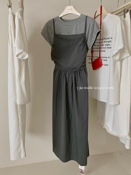 【GZ】无忧购圆领宽松短袖T恤+设计感绑带吊带裙套装951（截单后7天发货)25年清仓捡漏 商品图7