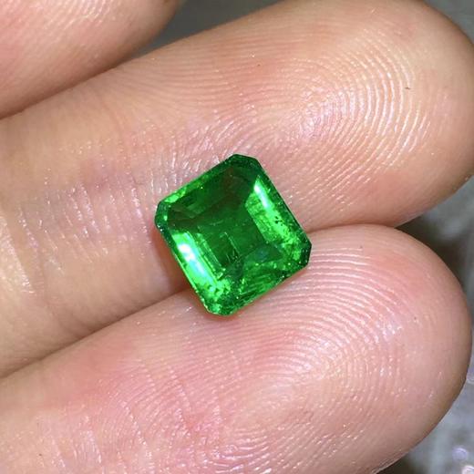 1.31ct 祖母绿裸石 商品图7